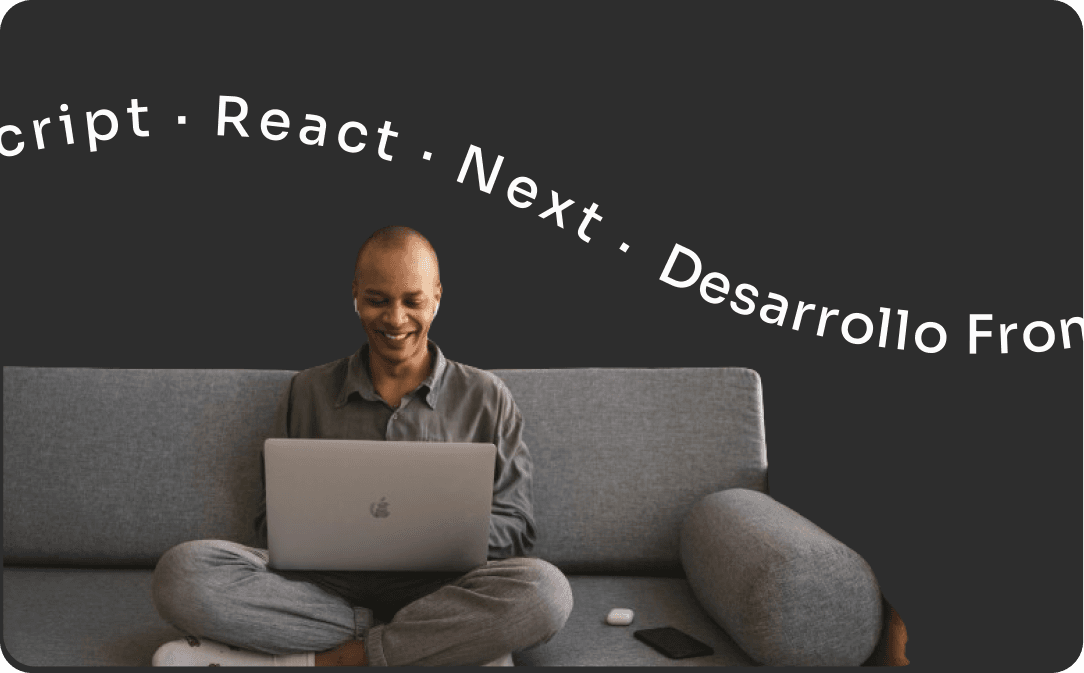 developer frontend usando computadora